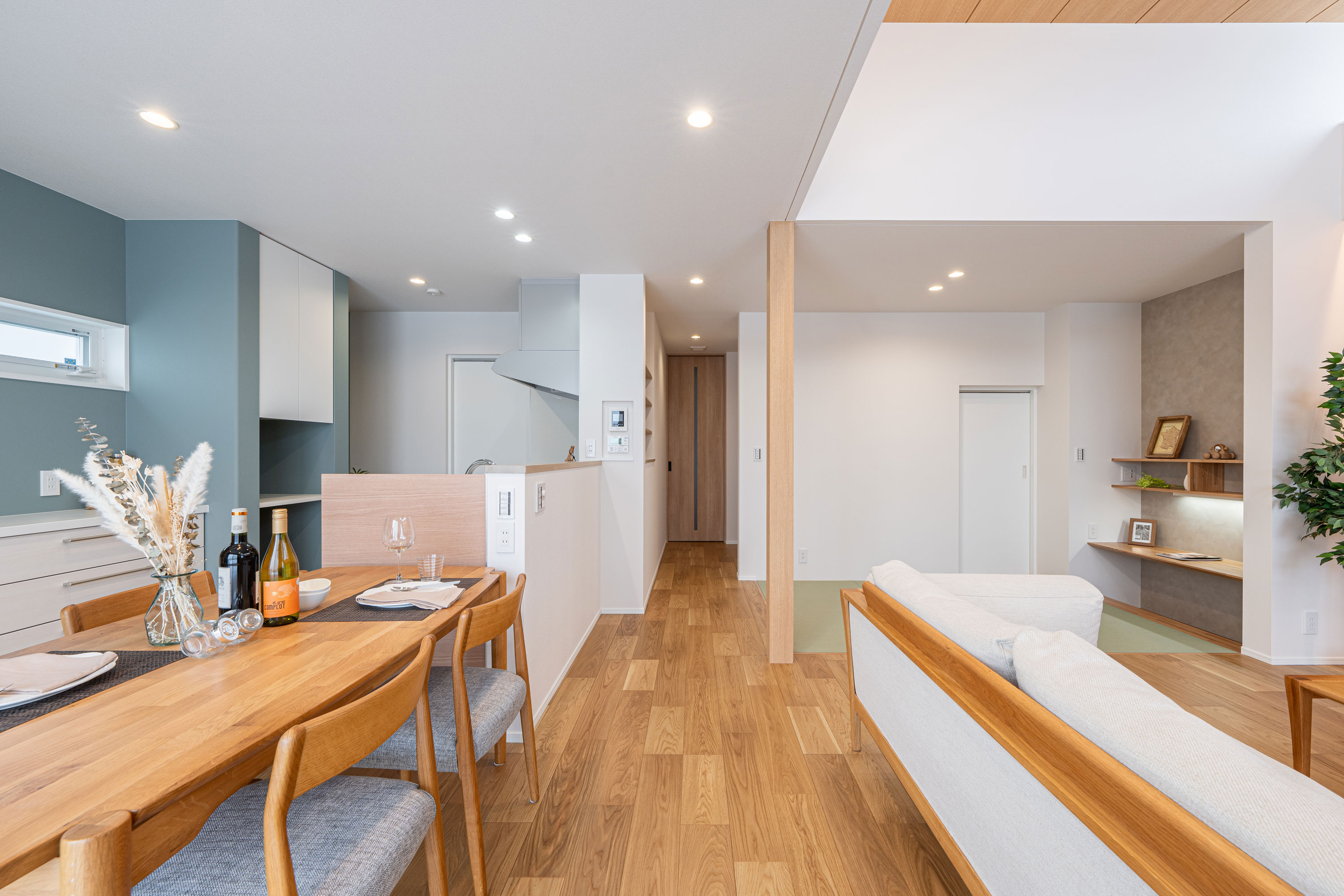 キッチンに立ちながら、家族とのコミュニケーションも楽しめる家｜石友ホーム｜建築実例